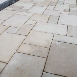 Indian Sandstone Fitted